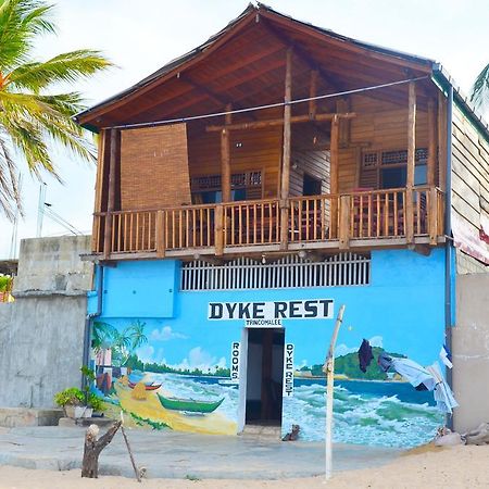 فندق Dyke Rest تريكونامالاي الغرفة الصورة