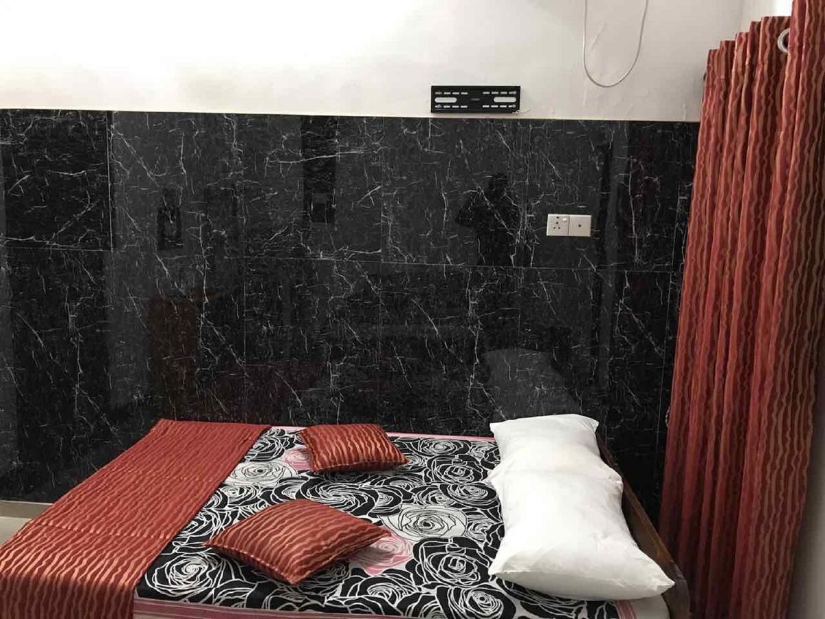 فندق Dyke Rest تريكونامالاي المظهر الخارجي الصورة