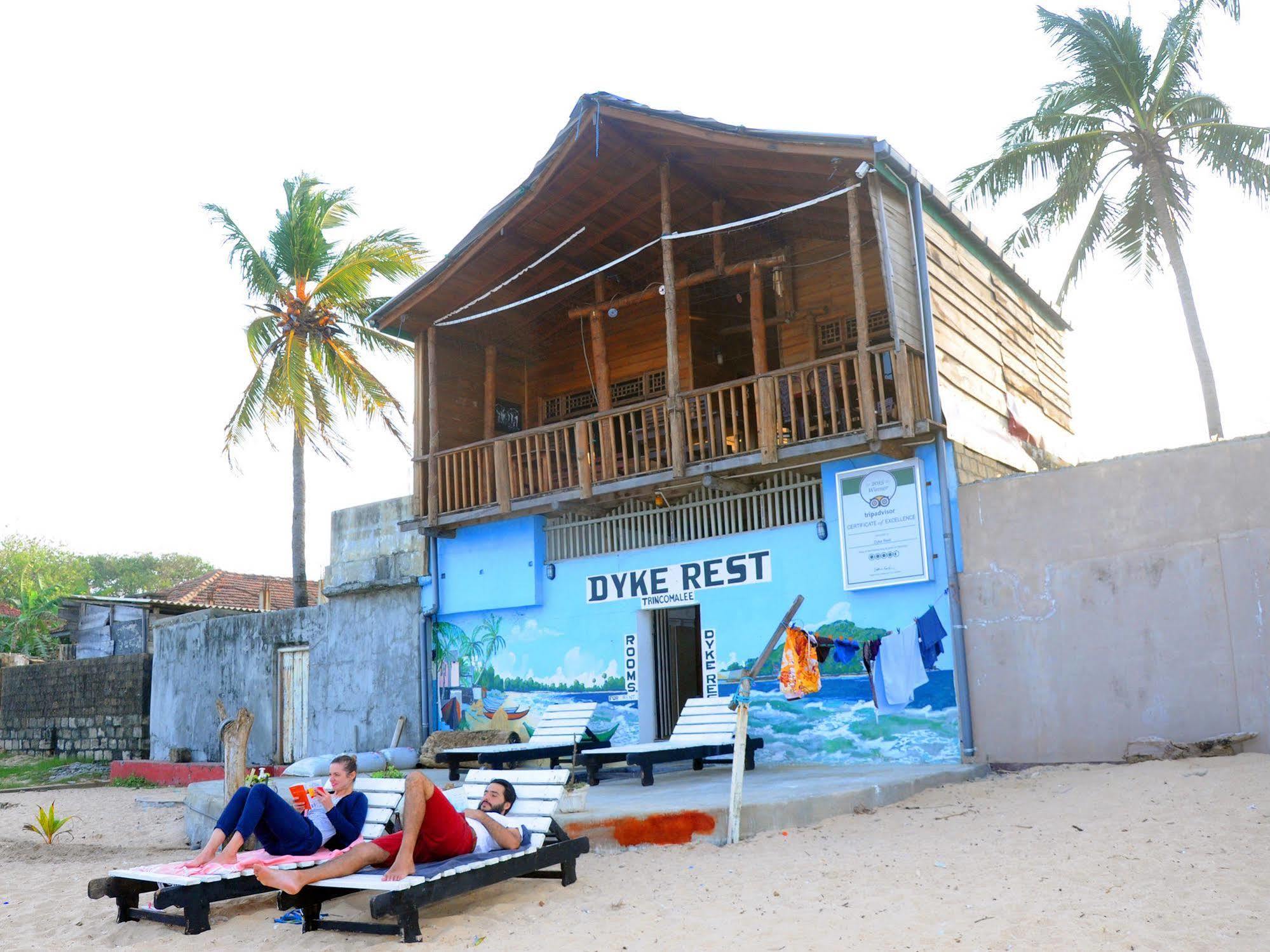 فندق Dyke Rest تريكونامالاي المظهر الخارجي الصورة