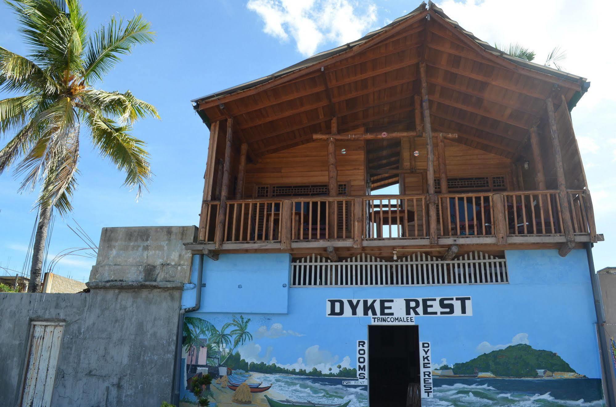 فندق Dyke Rest تريكونامالاي المظهر الخارجي الصورة